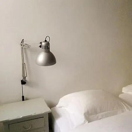 Castanea, 7 Minutes From Naousa Feriehus *