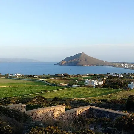 Castanea, 7 Minutes From Naousa Isterni (Paros)